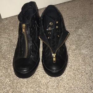 Converse sneaker wedges